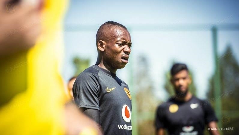 UKhama noRusike bajimela ukuthola amaqembu ngoJanuwari