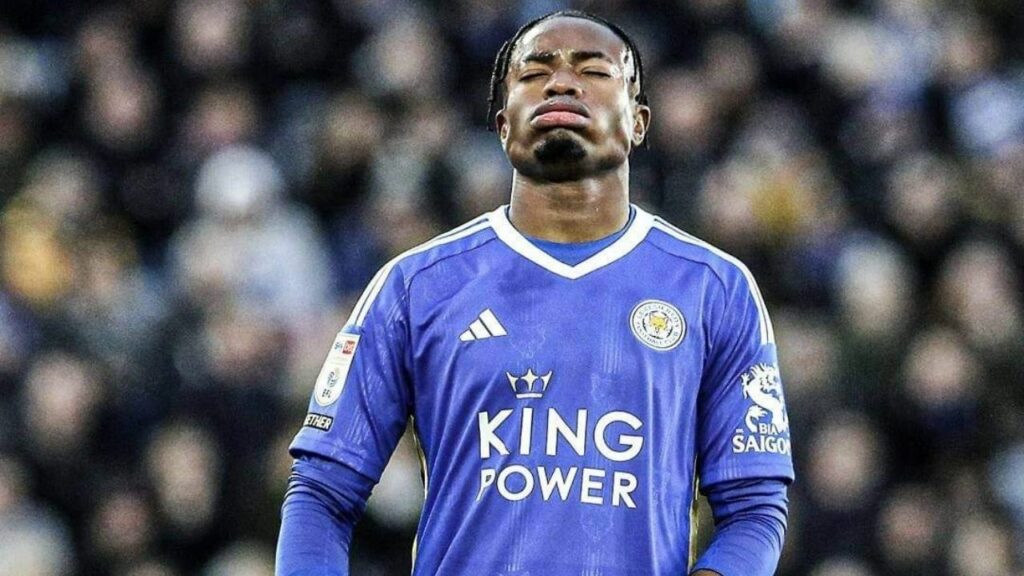 Unqabe ukuya kwi-Afcon, kodwa ngeke adlale eqenjini lakhe