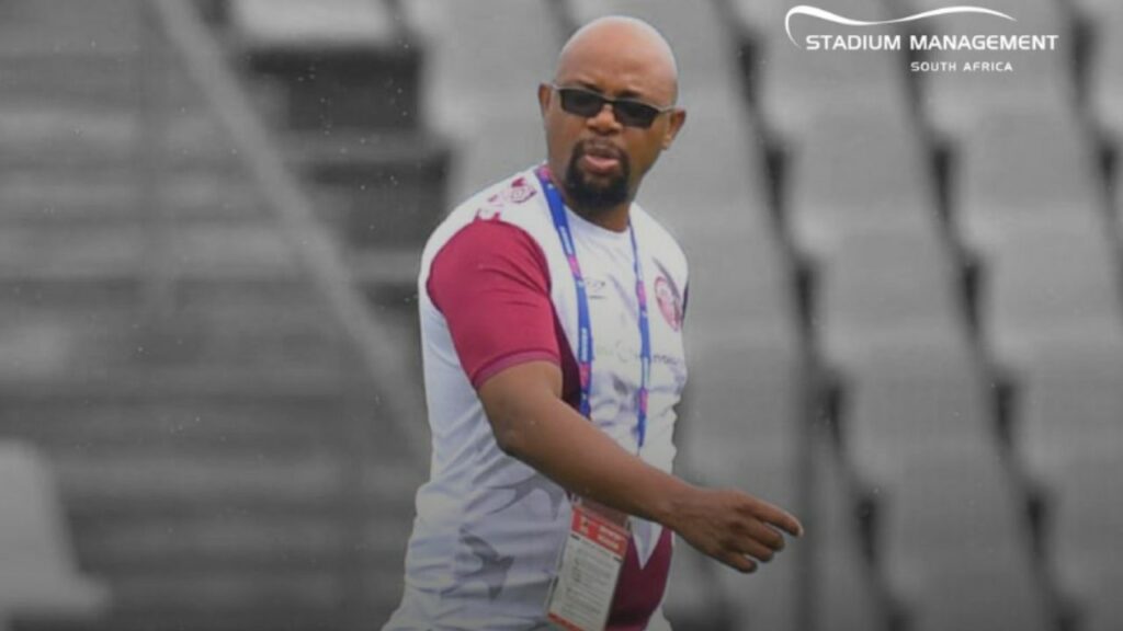 Owe-Swallows ugcone iSpurs kwi-X, bamjikela abalandeli