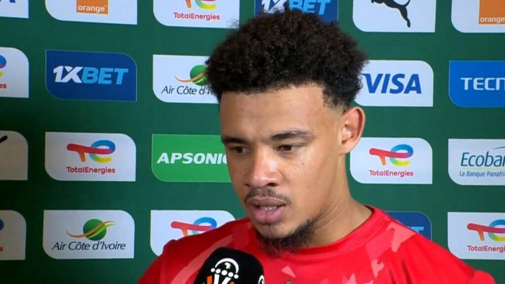 Uveza okumsize avimbe amaphenathi uRonwen Williams