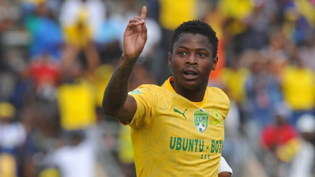 U-Mahlambi nemizamo yokubuyela kwiPremiership