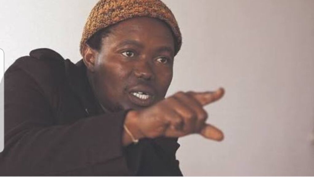 UMbulelo Mabizela, obenekhono eliyisimanga kunobhutshuzwayo, kuthiwa uncengwa ukuthi aye esikhungweni esihlumelelisa ngokwezimilo (Rehabilitation Centre) ukuze anqandwe angasithi eweni ngaphezu kwalokho ayikona.