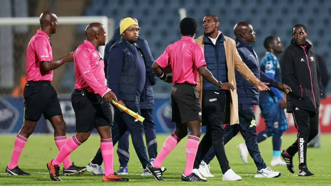Isikhulu seSafa siphendule uMokwena ngemithetho yebhola - Impempe