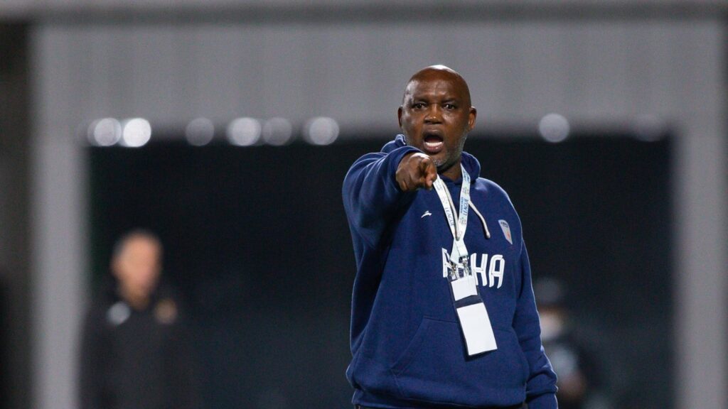 UPitso Mosimane uphumela obala ngokudliwa yizembe 