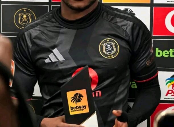 OweBucs ubuyelwe yithemba lesicoco seligi beshaya iCity