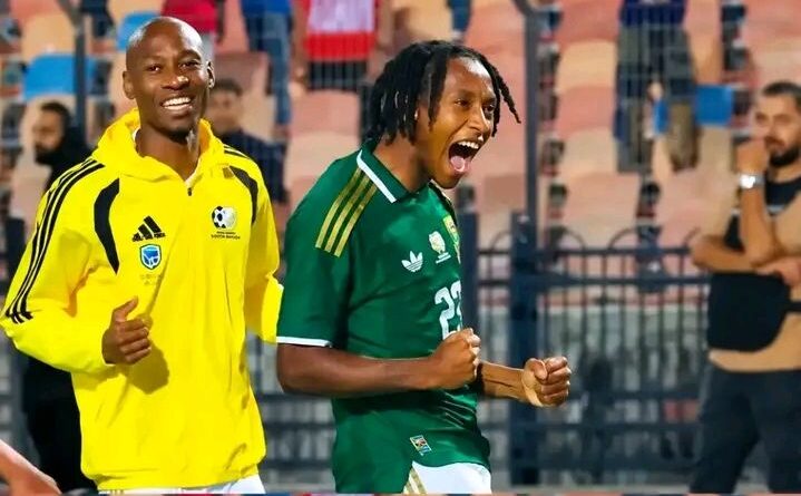 Umqeqeshi weBafana Bafana uzishaya isifuba ngokunqoba kwi-Egypt eCairo