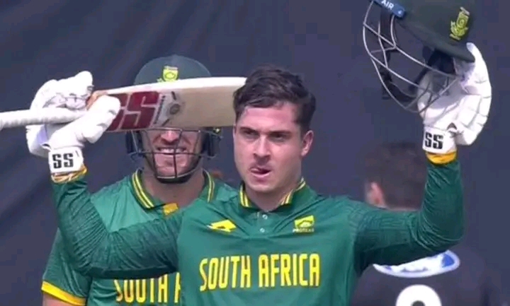Ushintsho kumaProteas ngaphambi kweTest yesibili ne-Australia