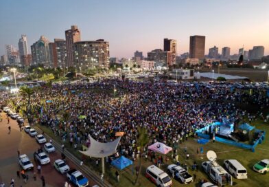Ithuba lokubuka oweBucs neDowns mahhala, endaweni ephephile eThekwini